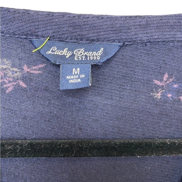 LUCKY Brand Long Sleeve Navy Embroidered Floral Medium Shirt - Picture 4 of 7
